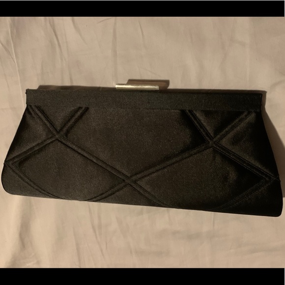 Jessica black snap close clutch/ purse - Picture 4 of 8
